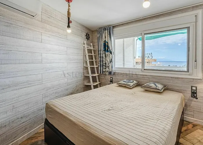 Apartment Captain Americas